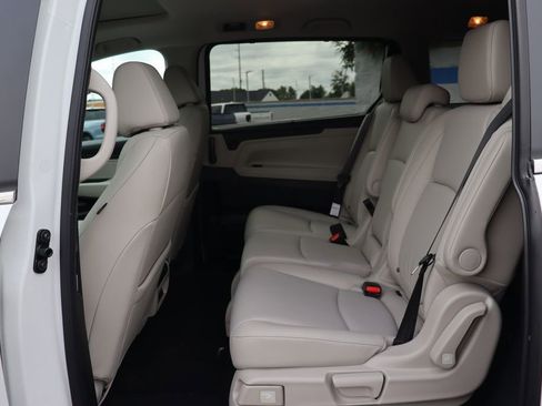 Used 2026 Honda Odyssey EX-L image 11