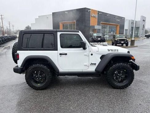 New 2026 Jeep Wrangler Sport AWD/4WD image 9