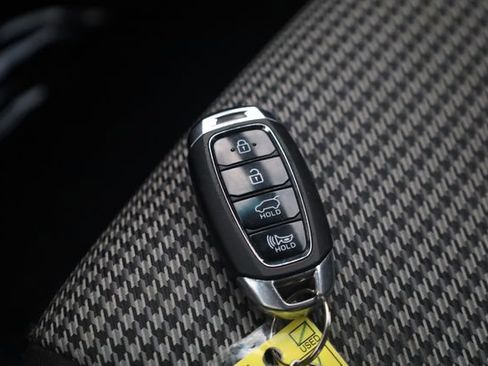 Used 2021 Hyundai Kona SEL FWD image 23
