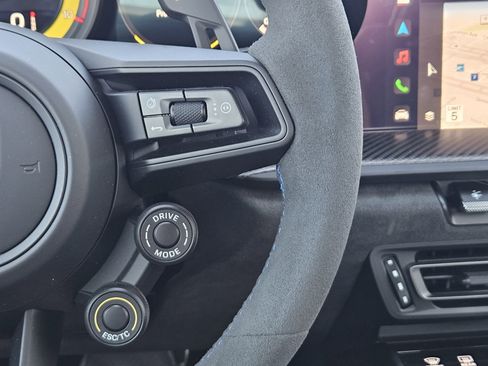 Certified 2025 Porsche 911 GT3 RS image 31