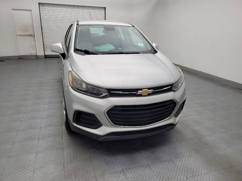 Used 2017 Chevrolet Trax LS FWD image 14