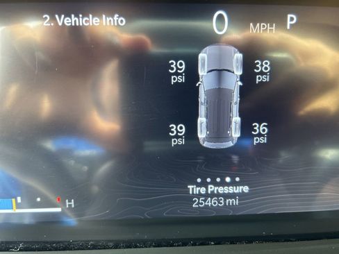 Certified 2023 Jeep Grand Cherokee Laredo w/ Luxury Tech Group I image 46