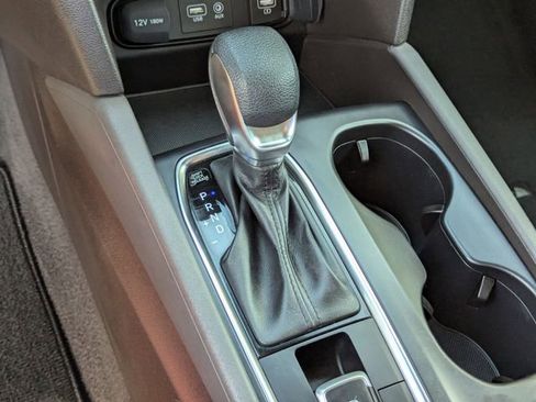 Used 2020 Hyundai Santa Fe SE image 26