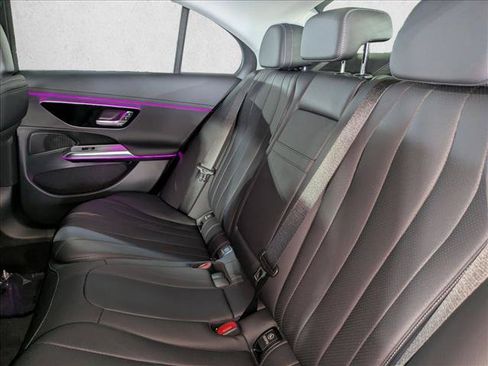 New 2026 Mercedes-Benz E 450 4MATIC Sedan image 18