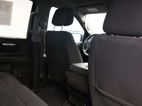 Used 2023 Chevrolet Silverado 1500 Custom image 15