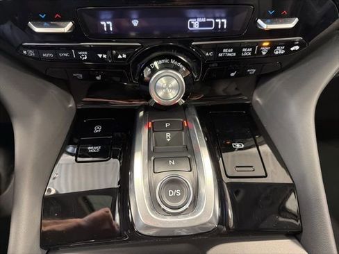 Used 2023 Acura MDX SH-AWD w/ Technology Package image 23