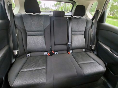 Used 2024 Nissan Rogue SV FWD image 14