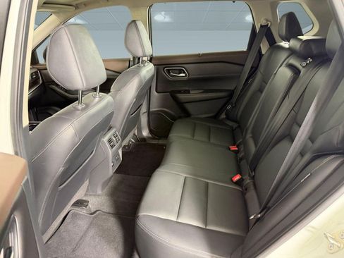 Used 2021 Nissan Rogue SL FWD image 14