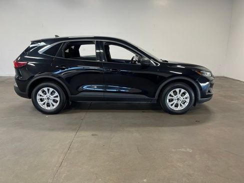 Used 2024 Ford Escape Active FWD image 2