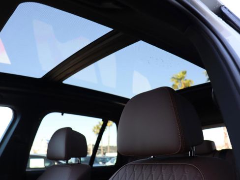 Used 2024 BMW X5 xDrive50e w/ Executive Package image 22