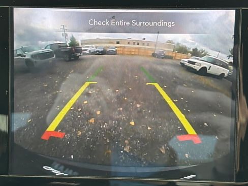 Used 2020 Chrysler Pacifica Touring-L Plus image 34