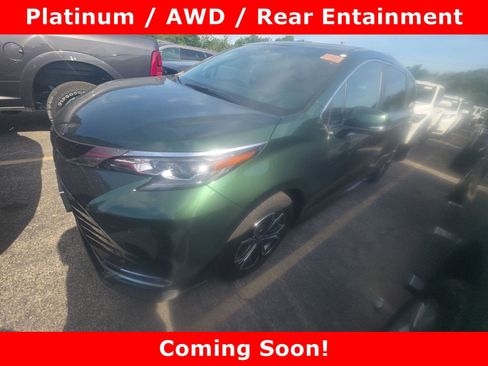 Used 2025 Toyota Sienna Platinum AWD/4WD image 1