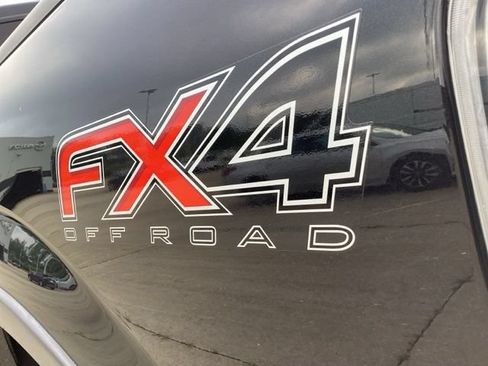 Used 2014 Ford F150 FX4 w/ Equipment Group 402A Luxury AWD/4WD image 16