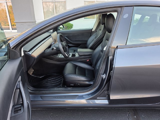 Used 2021 Tesla Model 3 Long Range AWD/4WD image 21