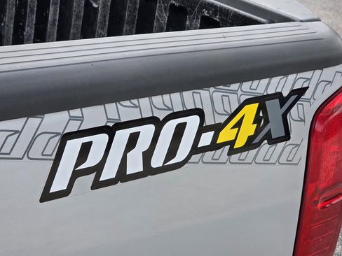 Used 2019 Nissan Frontier PRO-4X image 23