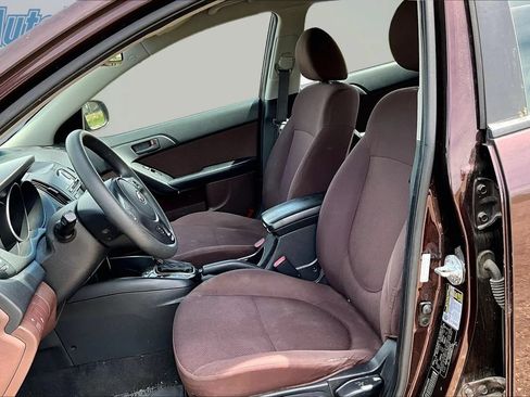 Used 2011 Kia Forte EX FWD image 19