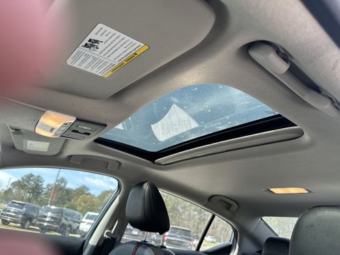 Used 2024 Nissan Sentra SR w/ SR Premium Package image 31