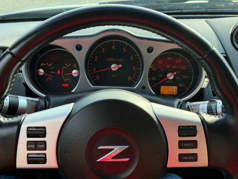 Used 2006 Nissan 350Z Track w/ (N93) Cargo Convenience Pkg RWD image 10