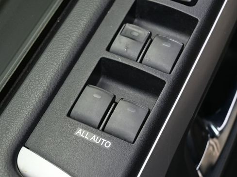 Certified 2017 Toyota 4Runner SR5 Premium w/ Convenience Package image 13