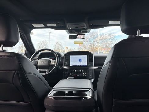 Used 2022 Ford F150 Lariat w/ Equipment Group 502A High image 19