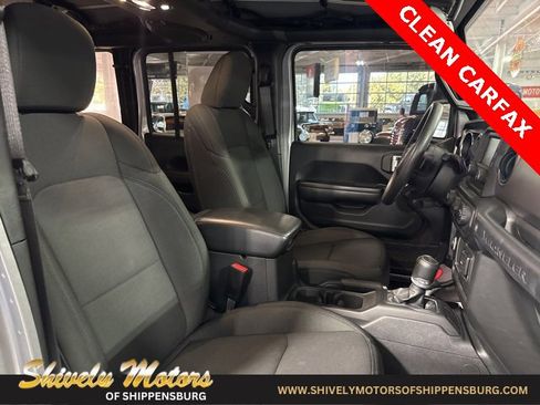 Certified 2021 Jeep Wrangler Unlimited Sport image 39