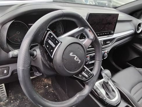 Used 2023 Kia Forte GT-Line w/ GT-Line Premium Package image 7