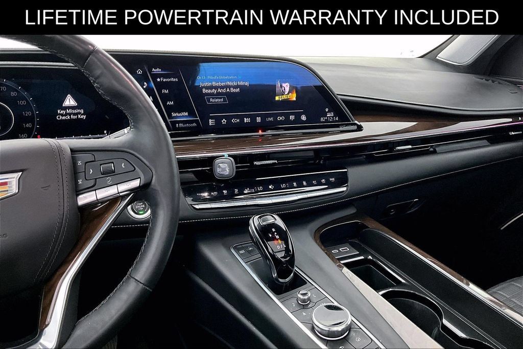 Used 2024 Cadillac Escalade Sport Platinum RWD image 8