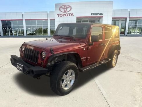 Used 2012 Jeep Wrangler Unlimited Sport AWD/4WD image 14