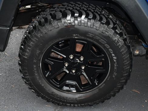 Used 2016 Jeep Wrangler Unlimited Sport AWD/4WD image 37