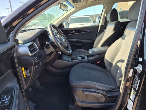 Used 2018 Kia Sorento LX AWD/4WD image 15