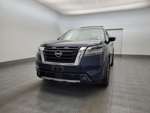Used 2022 Nissan Pathfinder SL w/ SL Premium Package FWD image 15