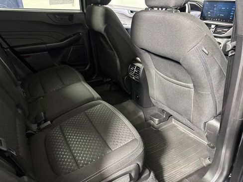 Used 2023 Ford Escape Active w/ Tech Pack #1 AWD/4WD image 28