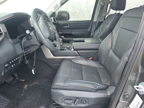 Used 2023 Toyota Sequoia Limited image 5