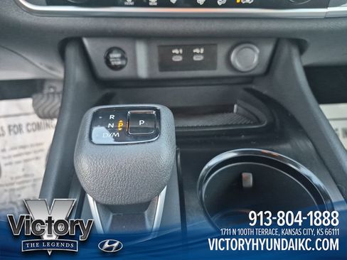 Used 2025 Nissan Rogue SV AWD/4WD image 18