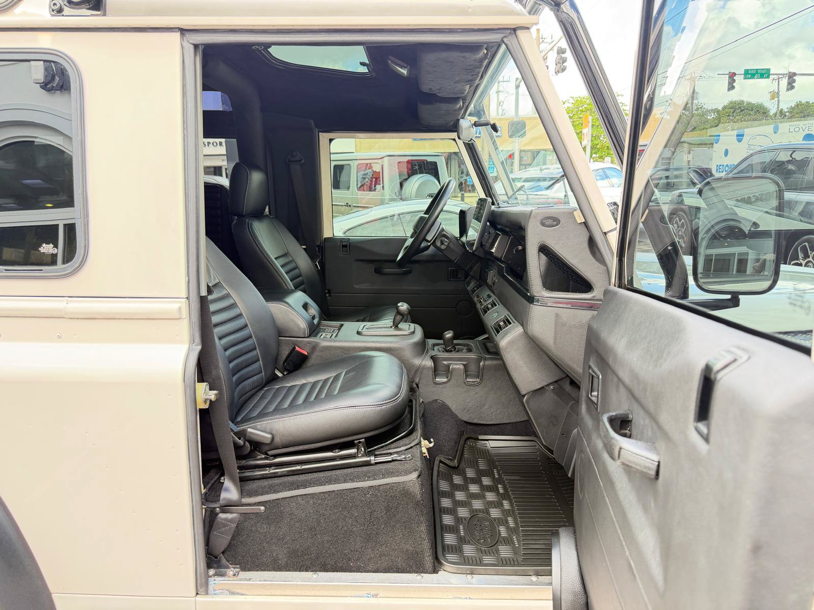 Used 1997 Land Rover Defender 90 AWD/4WD image 59