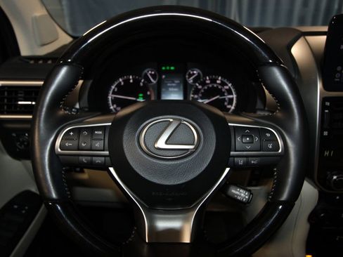 Used 2023 Lexus GX 460 Premium image 13
