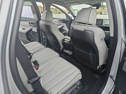 New 2026 Acura MDX SH-AWD w/ Advance Package image 11
