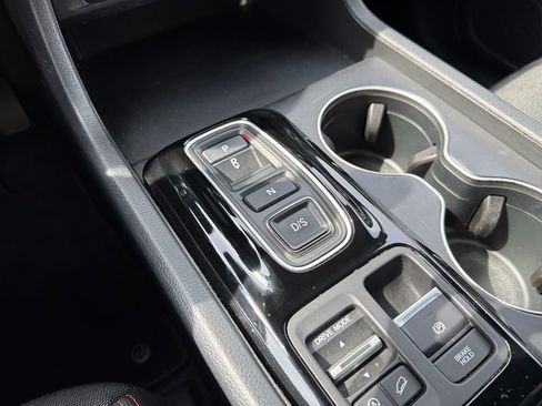 Used 2023 Honda Pilot Sport image 10