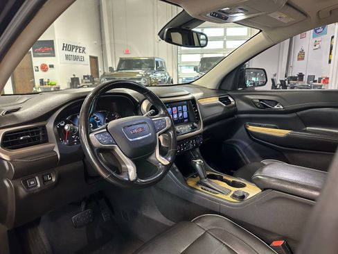 Used 2019 GMC Acadia Denali w/ Technology Package image 15