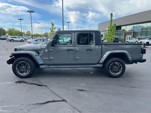 Used 2021 Jeep Gladiator Overland w/ Popular Equipment Package AWD/4WD image 12