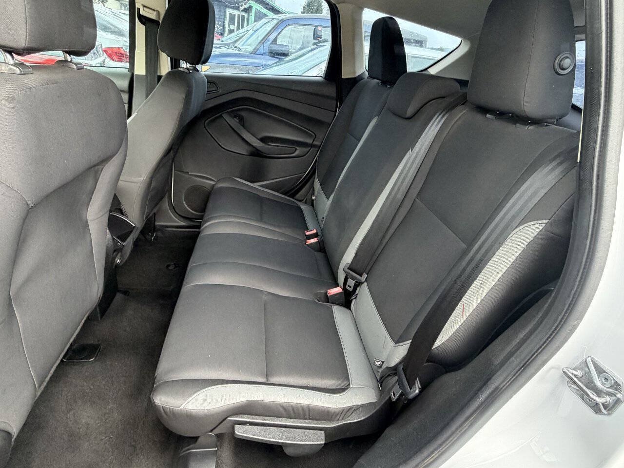 Used 2014 Ford Escape S FWD image 8