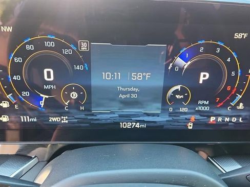 Used 2025 Chevrolet Suburban RST w/ Comfort Package AWD/4WD image 15