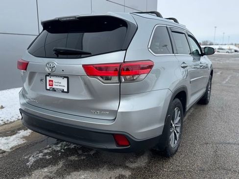 Certified 2019 Toyota Highlander XLE image 39