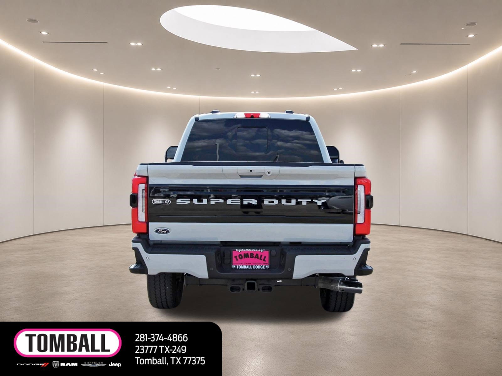 Used 2025 Ford F250 Platinum AWD/4WD image 6