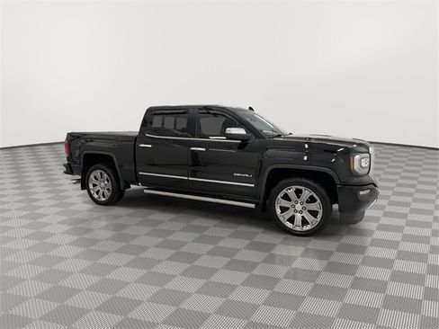 Used 2017 GMC Sierra 1500 Denali w/ Denali Ultimate Package image 13