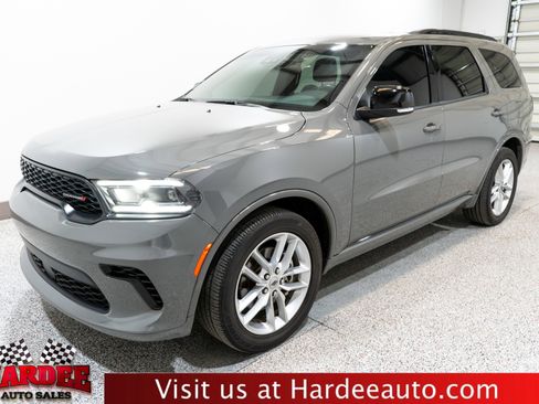 Used 2024 Dodge Durango GT image 2