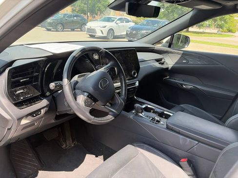 Used 2024 Lexus RX 450h AWD w/ Convenience Package image 6