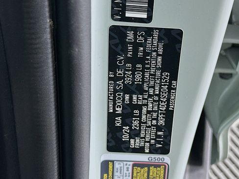 Used 2025 Kia K4 LXS image 12