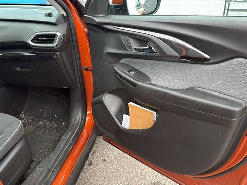 Used 2023 Chevrolet TrailBlazer LT w/ Convenience Package image 12