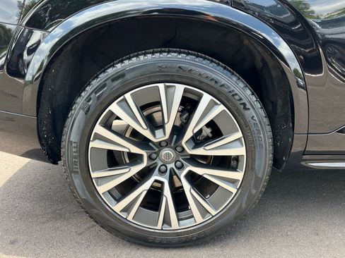 Used 2020 Volvo XC90 T5 Momentum w/ Protection Package Premier FWD image 14